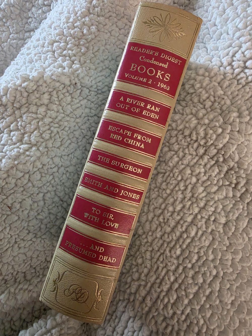 Vintage Reader's Digest Condensed Books Volume 2 from 1963 (Spring Edition)